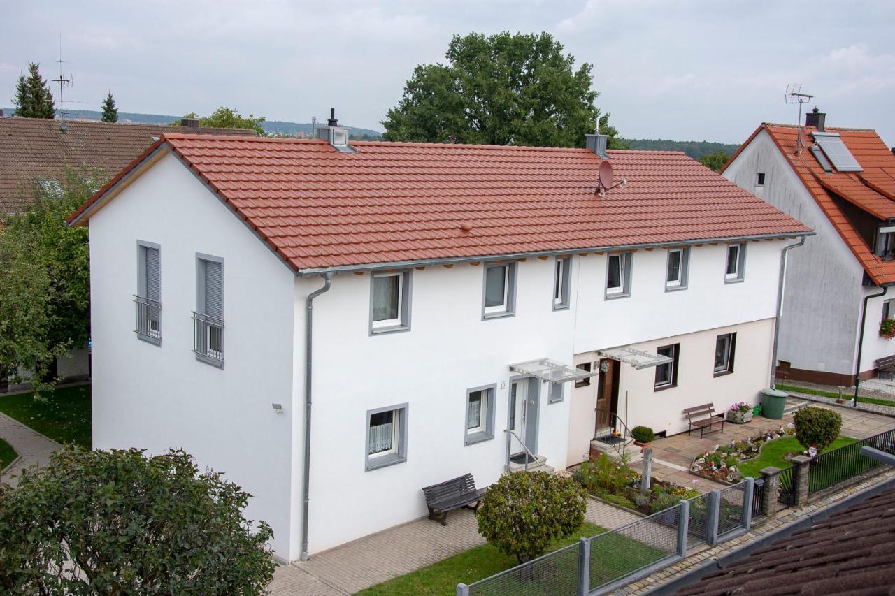 Appartment Vogel Ferienwohnungen Zirndorf Dış mekan fotoğraf