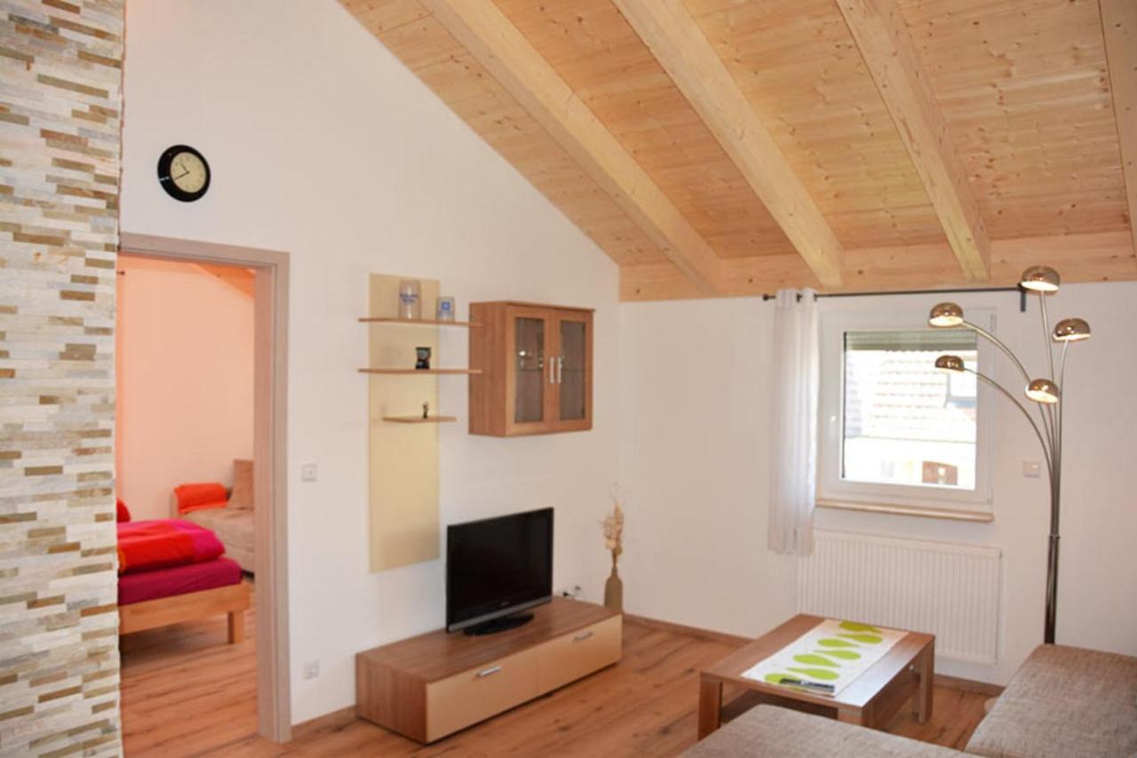 Appartment Vogel Ferienwohnungen Zirndorf Dış mekan fotoğraf
